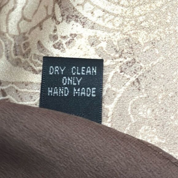 YONG DOO YEUL Korea Silk Scarf Cocoa Tan Colors Paisley Print 35x35” - Picture 11 of 11